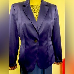 Express blazer size 10. Purple color. Great condition